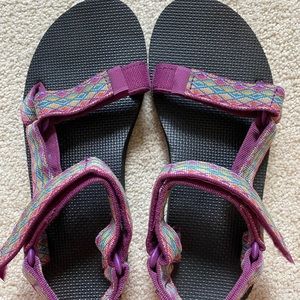 NWOB Teva original sandals